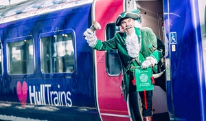 Town crier Michael Wood sends off Hull Trains service